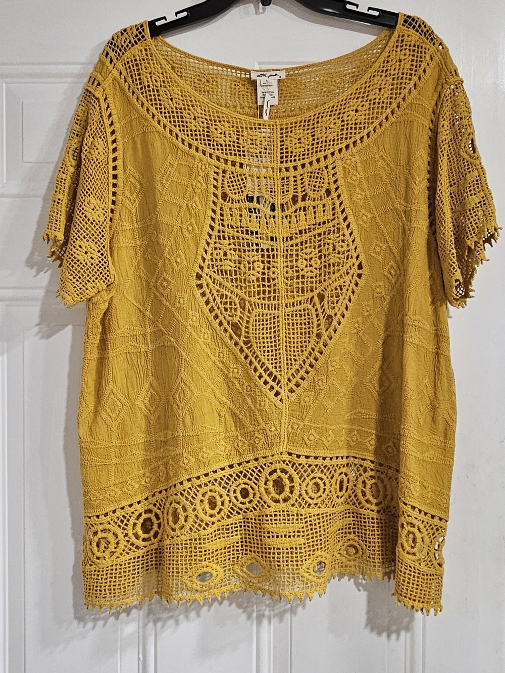 Ultra Pink Mustard Yellow Crochet Short Sleeve Blouse